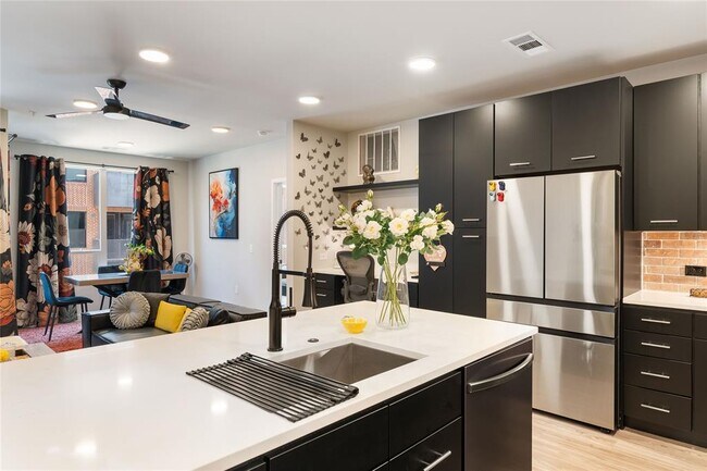 Building Photo - 4510 Terry-O Ln