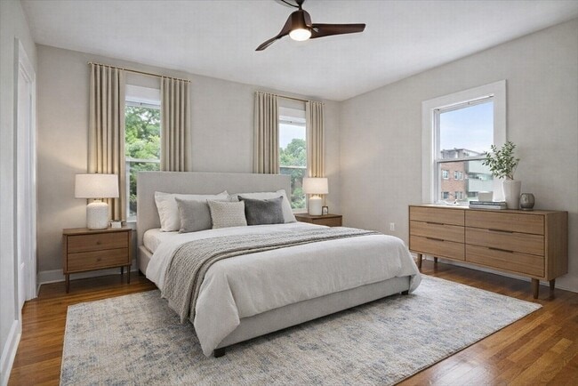 Building Photo - 35 Oak Ave