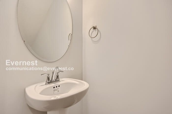 Building Photo - 219 Ansley Wy