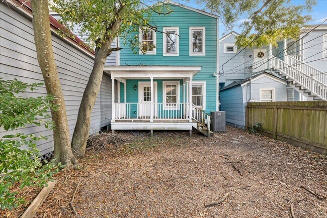 Building Photo - 216 W Anderson St