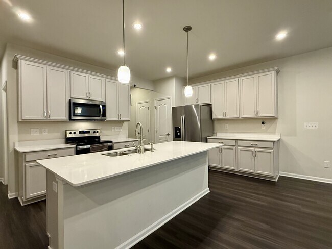 Building Photo - 2809 Willow Ct