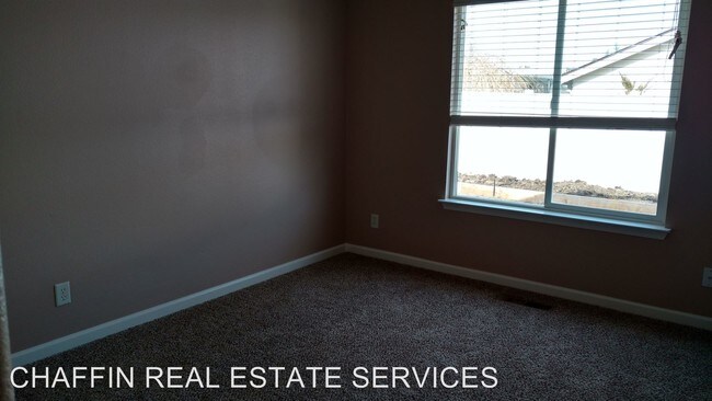 Building Photo - 1414 Red Bluff Way