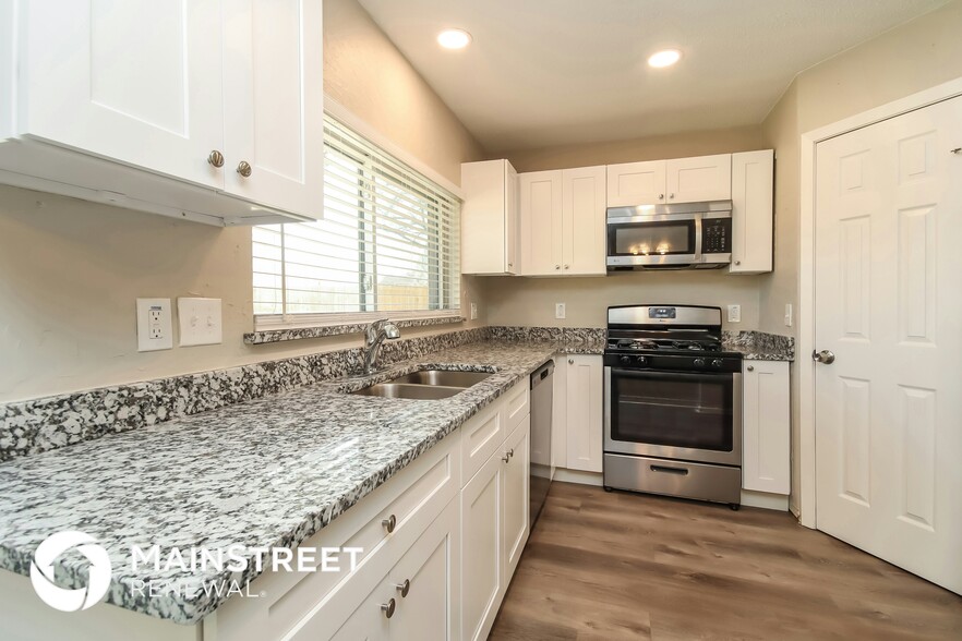 Building Photo - 12210 Flaxen Dr