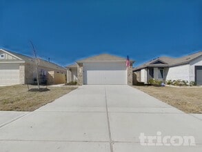 Building Photo - 13035 Shells Ln