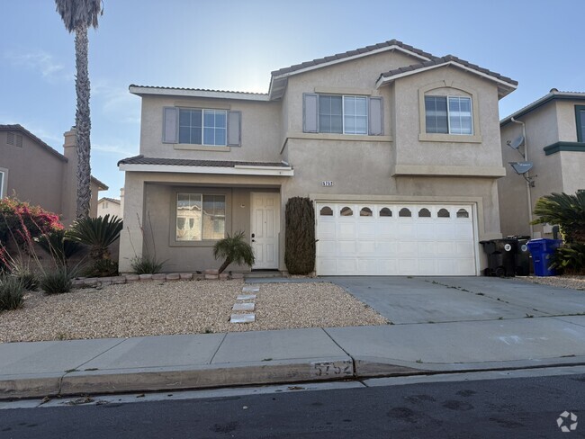 Building Photo - 5752 Tamarisk Way