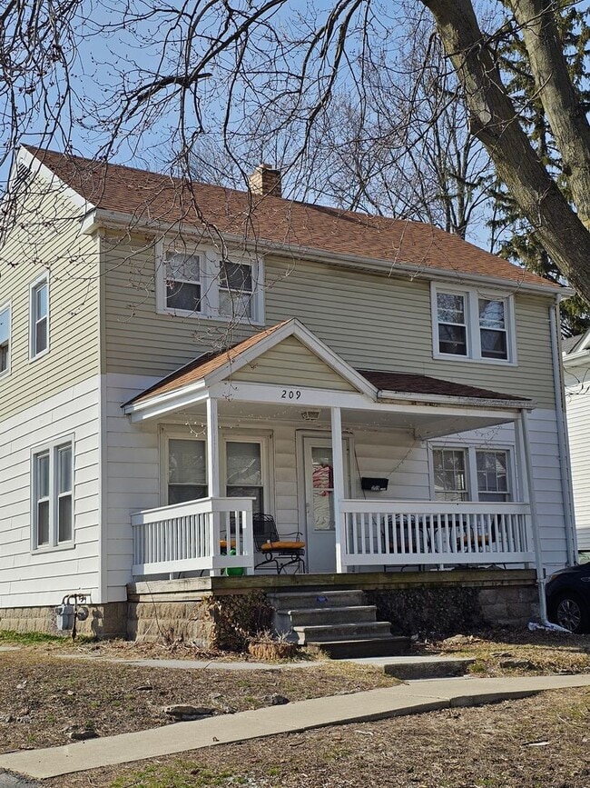 Building Photo - 209 N Enterprise St