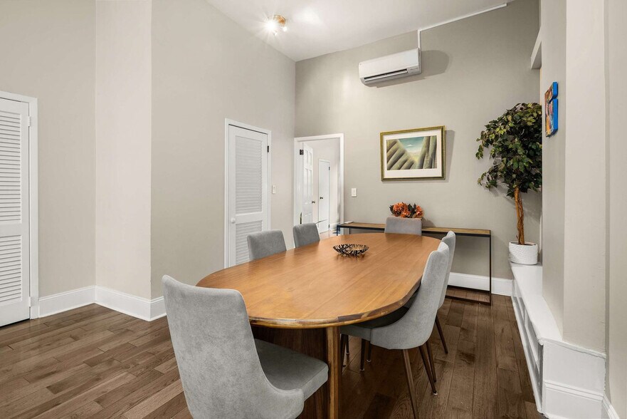 Building Photo - 179 Sullivan St