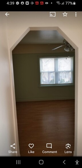 Building Photo - 4516 N Kenneth Ave