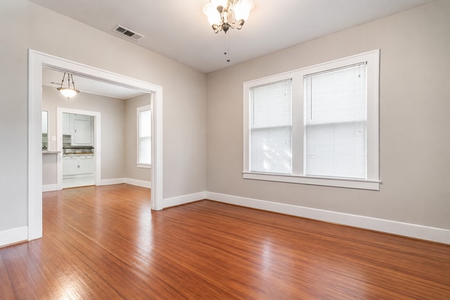 Building Photo - 5928 Velasco Ave