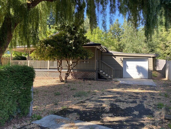 Primary Photo - 1420 Dollar St