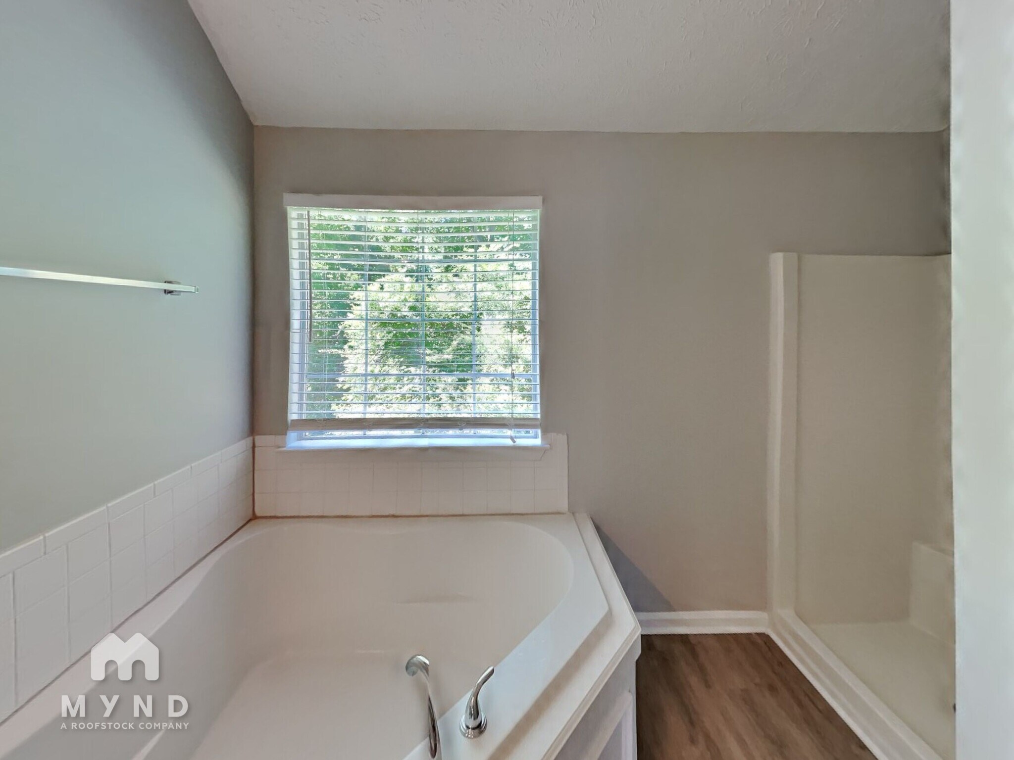 Building Photo - 2469 Mead Ct