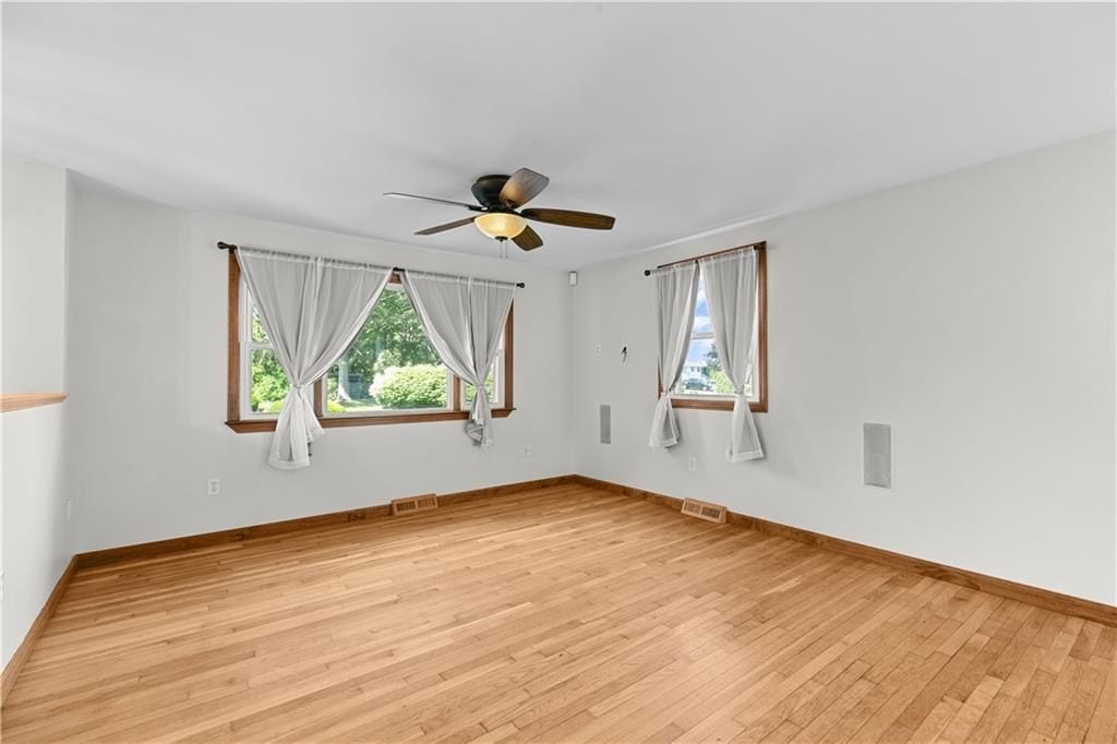 Building Photo - 25 Harris Dr