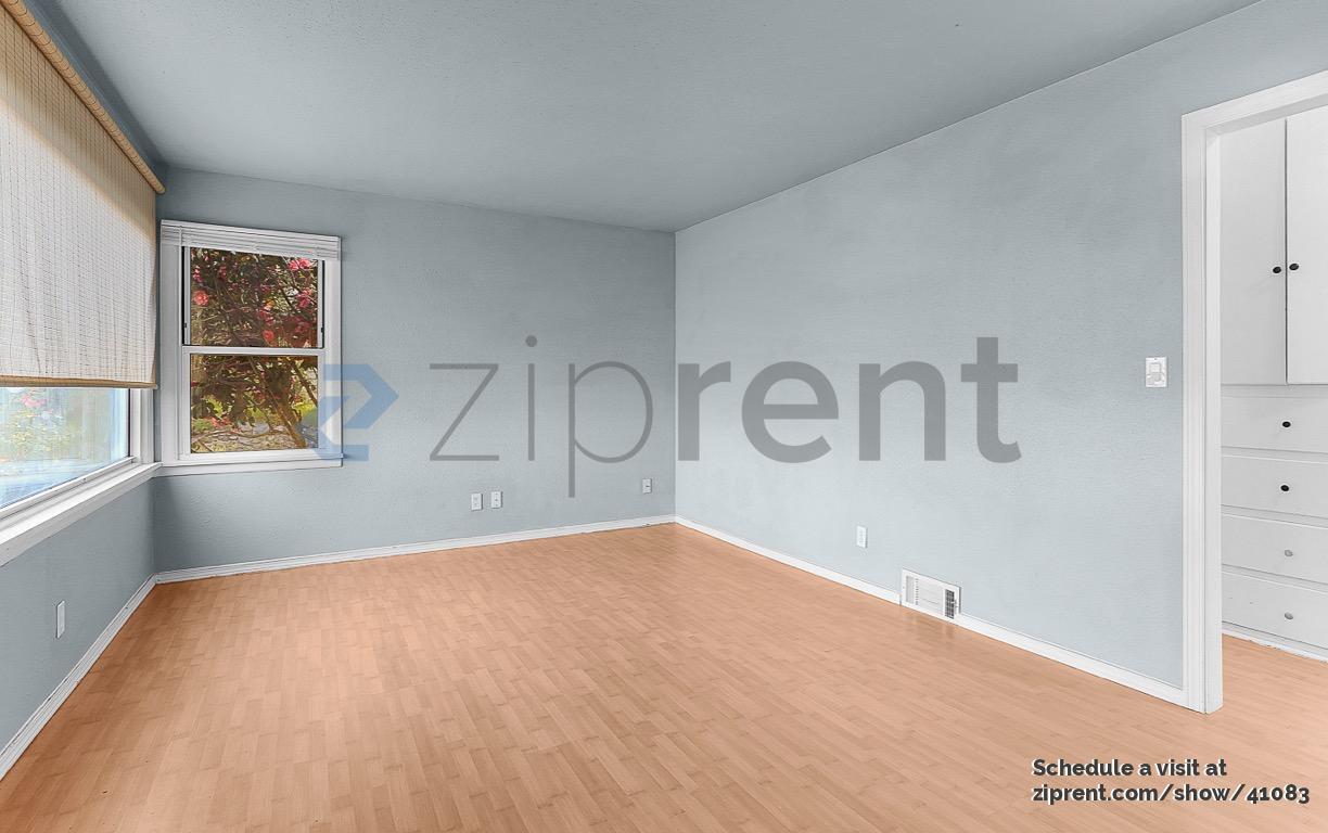 Building Photo - 11246 1st Ave S