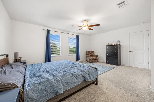 Building Photo - 301 Quarry Rock Cove