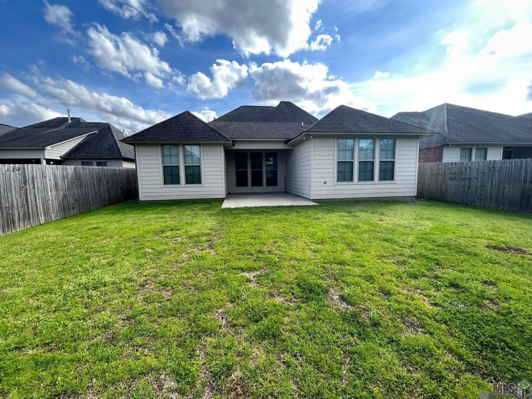 Building Photo - 10365 Grand Plaza Dr