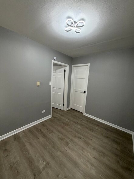 Building Photo - 7805 Central Ave