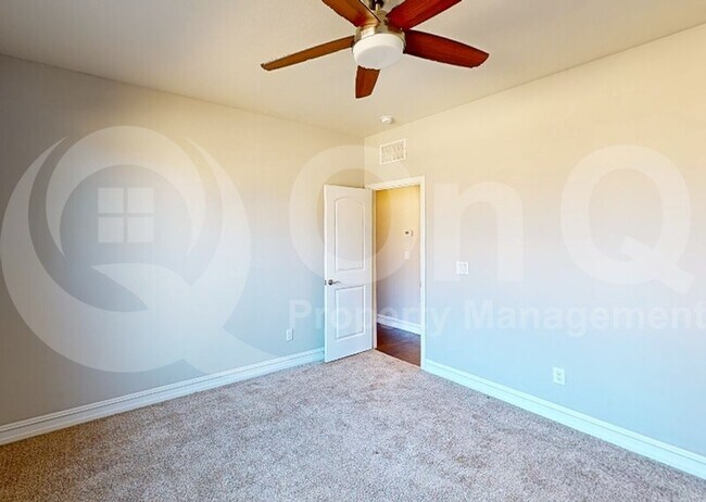 Building Photo - 1055 Enchanted Rock Dr