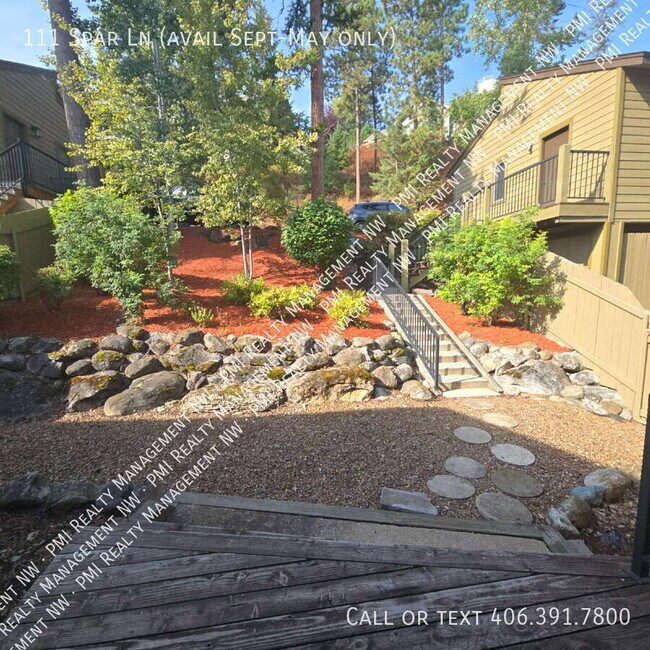 Building Photo - 111 Spar Ln