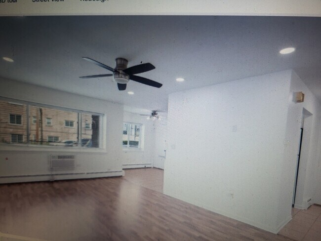 Building Photo - 8440 Skokie Blvd