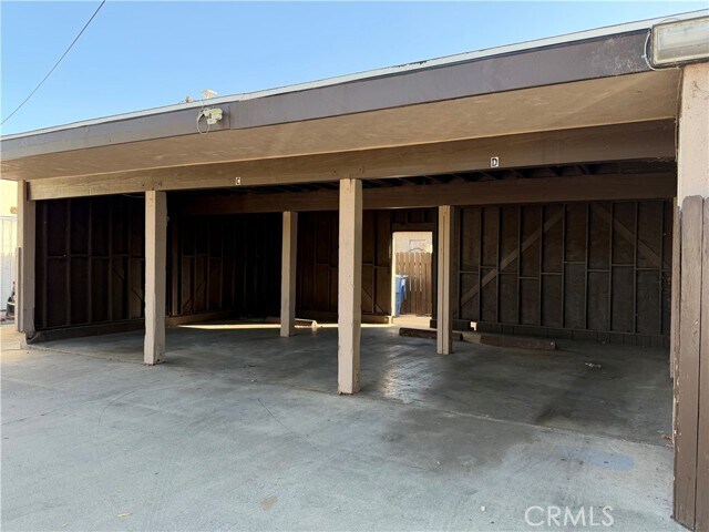 Building Photo - 455 Pear St