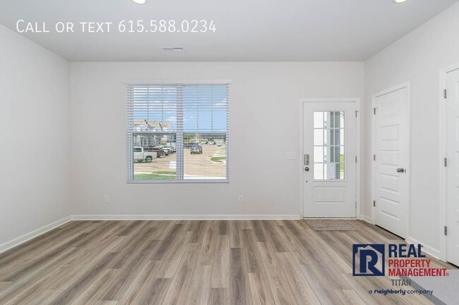 Building Photo - 50% Off First Month’s Rent - 3BR/2.5 BA To...