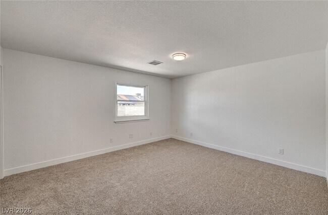 Building Photo - 1580 Quarter Horse Dr
