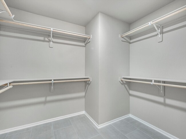 Building Photo - 1227 Lake Estates Ct