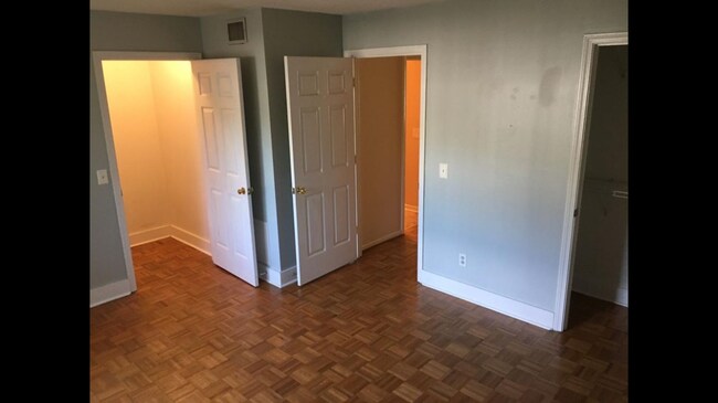 2nd bedroom - 442 Cobblestone Dr