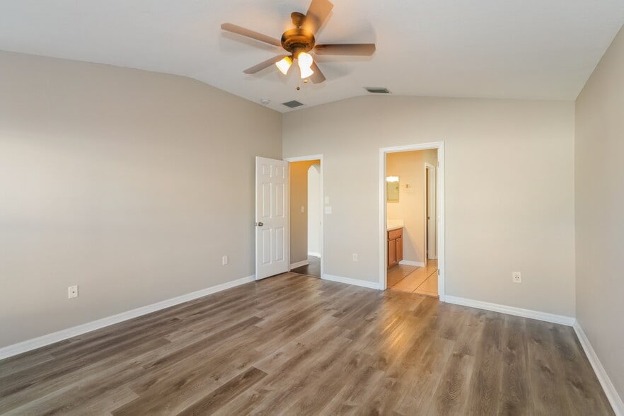 Building Photo - 6046 Desert Peace Ave