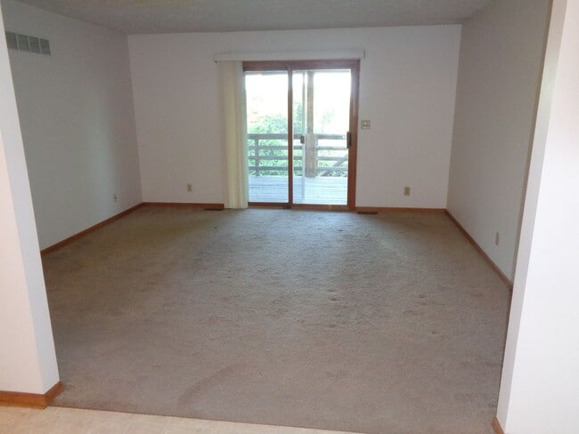 Building Photo - 5516 Ezekiel Pl