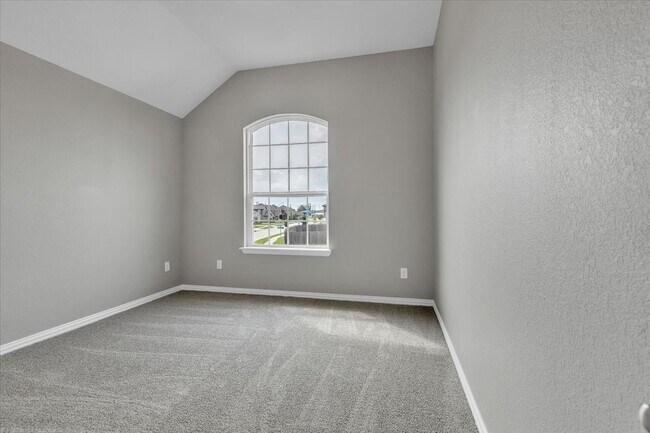 Building Photo - 306 Merlot Dr