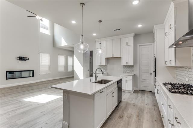 Building Photo - 4592 Refugio Dr