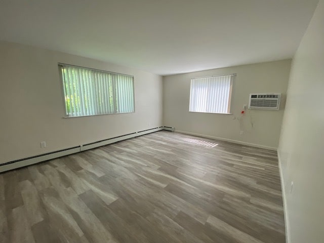 Living Room - 219 Brookridge Ct