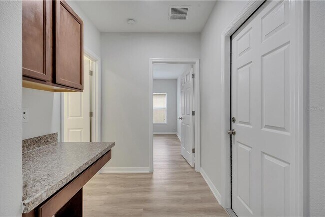Building Photo - 1420 Marsh Meadow Ln
