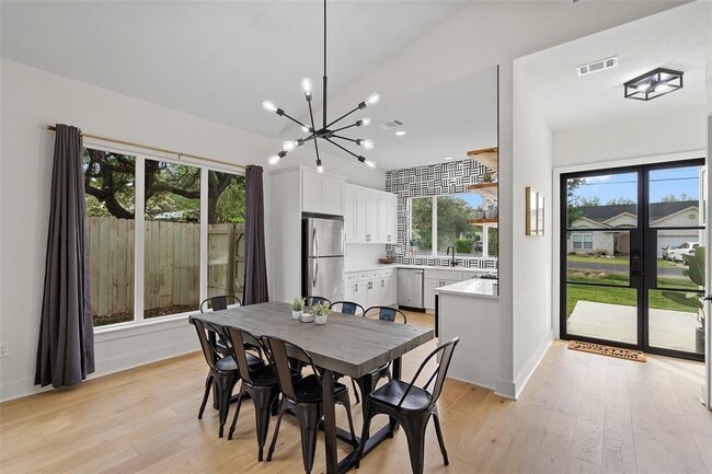 Building Photo - 2211 White Dove Pass