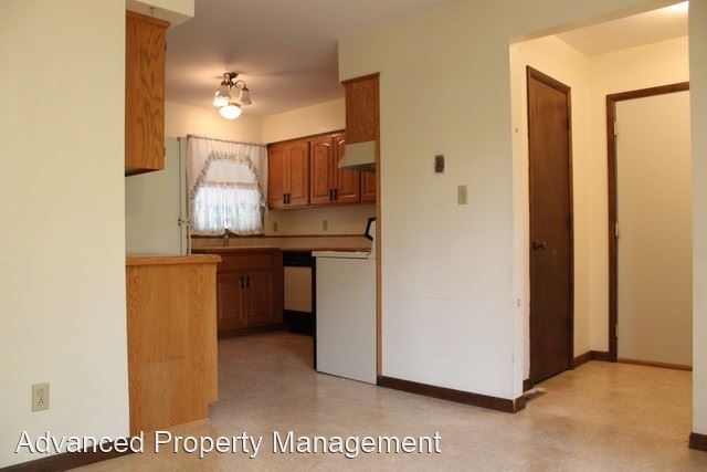 Building Photo - 3 br, 2 bath House - 3155 Ella Ln