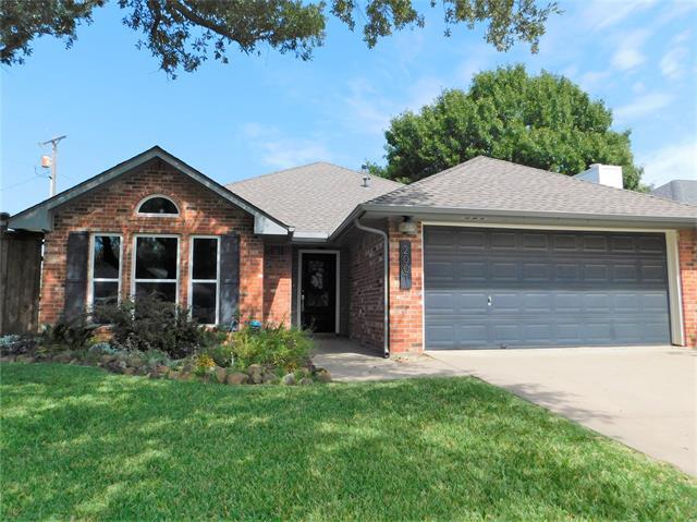 Building Photo - 2001 Oak Tree Dr