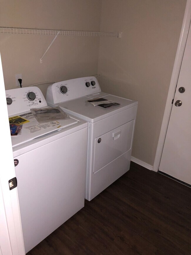 Building Photo - Beautiful Copper Basin Home