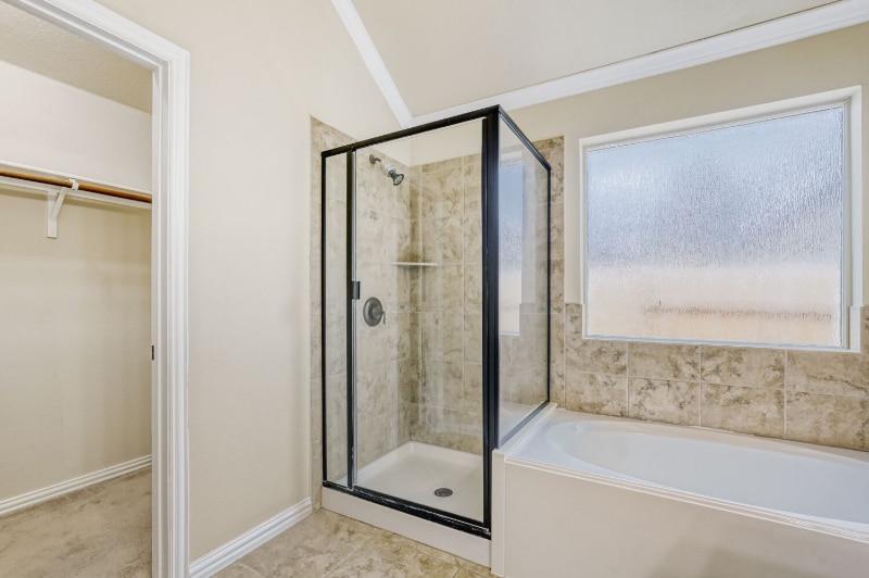 Building Photo - 1921 Autumn Run Ln