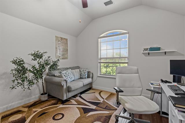 Building Photo - 3524 Hutch Dr