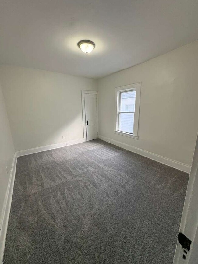 Building Photo - 3454 E 118th St