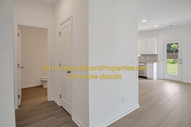 Building Photo - Gallatin - New 4-Bedroom