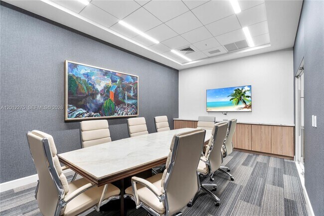 Building Photo - 888 Brickell Key Dr