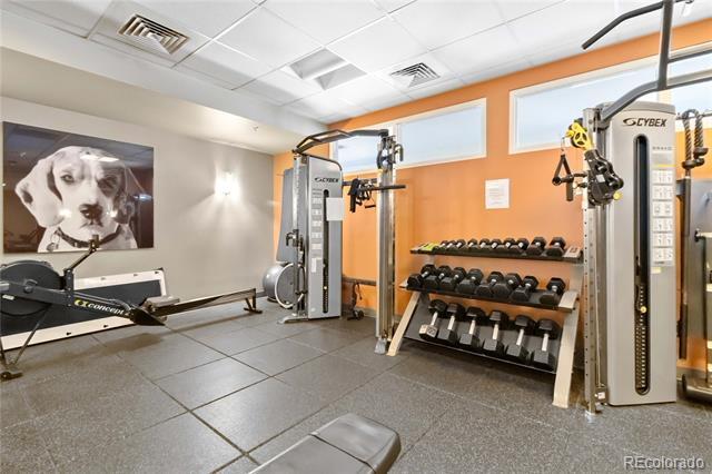 Building Photo - 410 Acoma St