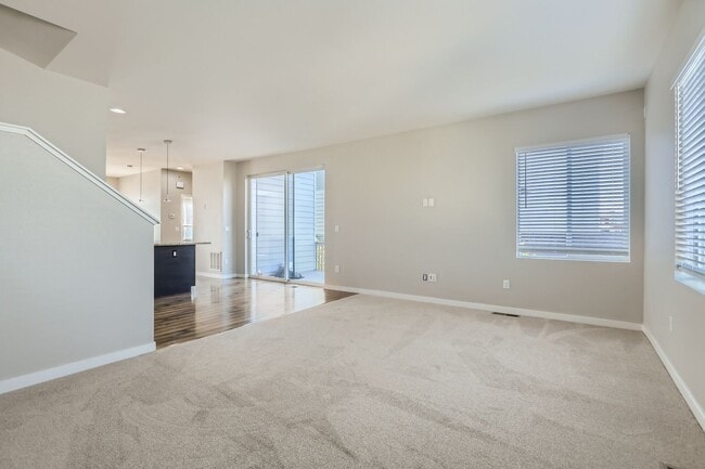 Building Photo - Amazing 4BR, 3BTH in Highlands Ranch