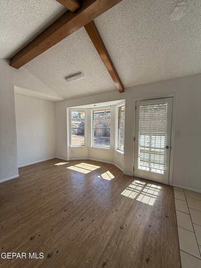 Building Photo - 1670 Jones Ln