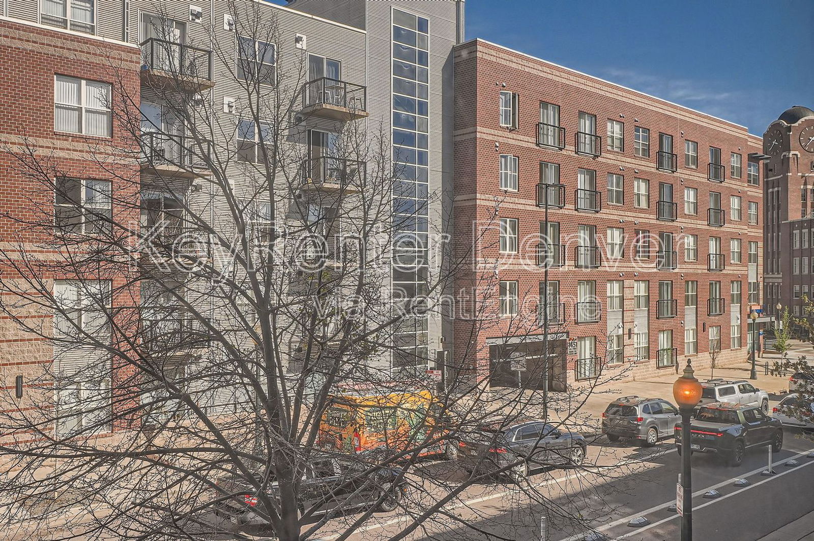 Building Photo - 2441 N Broadway