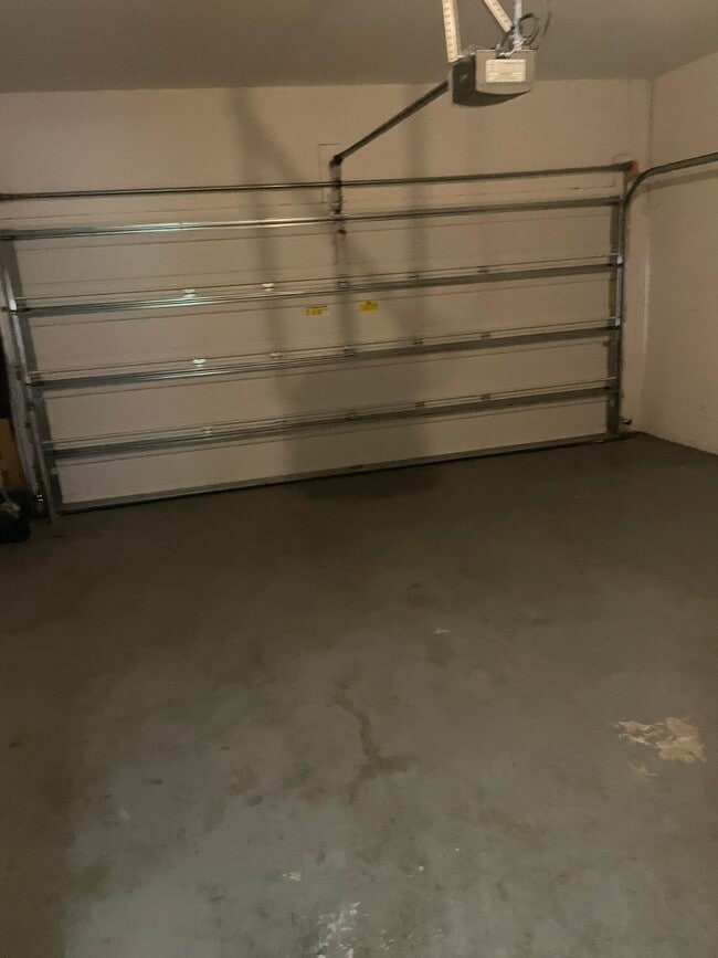 Building Photo - 5079 NW Fiddle Leaf Ct