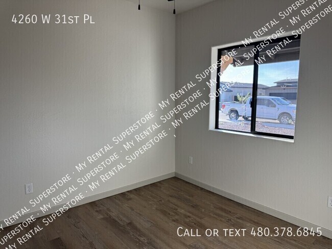 Building Photo - 4260 W 31st Pl