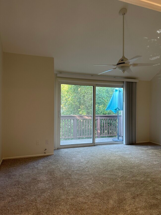 Building Photo - 7060 Shoup Ave